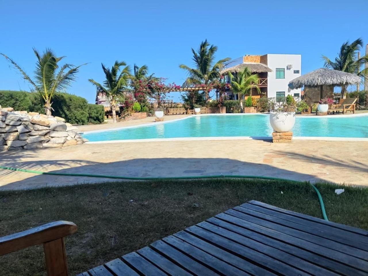 Alegria E Estrela, Chaleville Maramar - Conforto, Seguranca E Internet Pertinho Do Mar Apartment Luis Correia